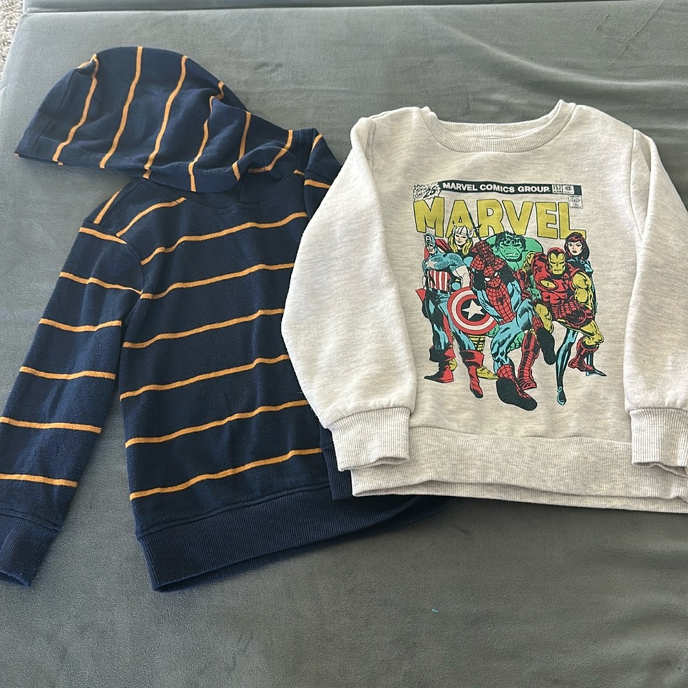Boys long sleeve shirts size 4T